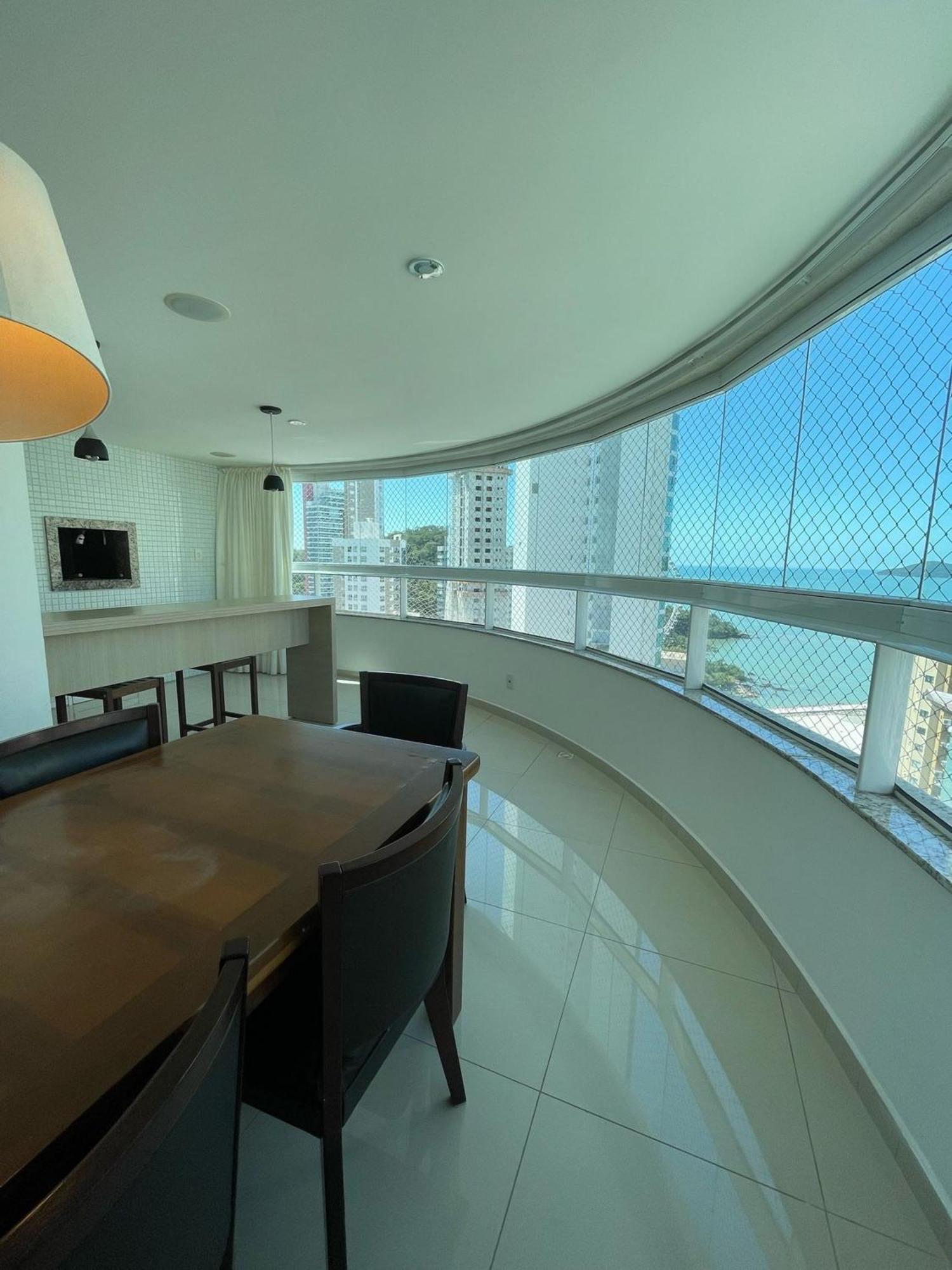 Linda Vista, Um Apartamento Por Andar, 3 Suites, 2 Garagens Balneario Camboriu Dış mekan fotoğraf